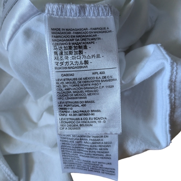 Levi's| Women Varsity Dark Blue Circle Logo White Loose T-Shirt |Size: Small - Picture 9 of 11